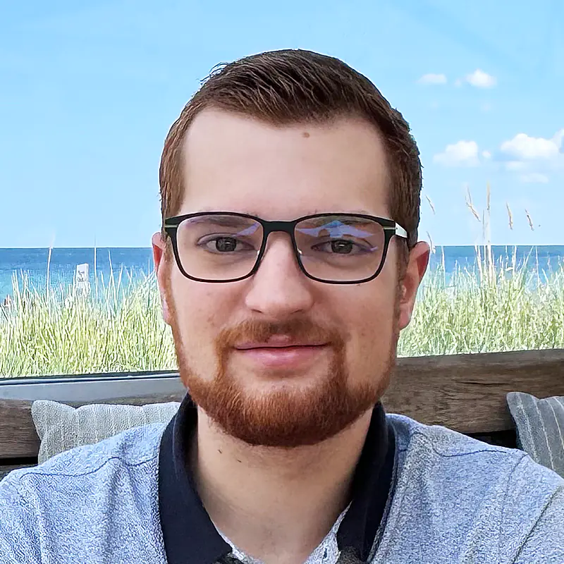 Joshua Pagnia @moefakoeln